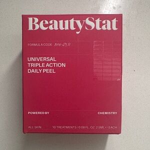 *NIB* BeautyStat Universal Daily Peel in Bold Red